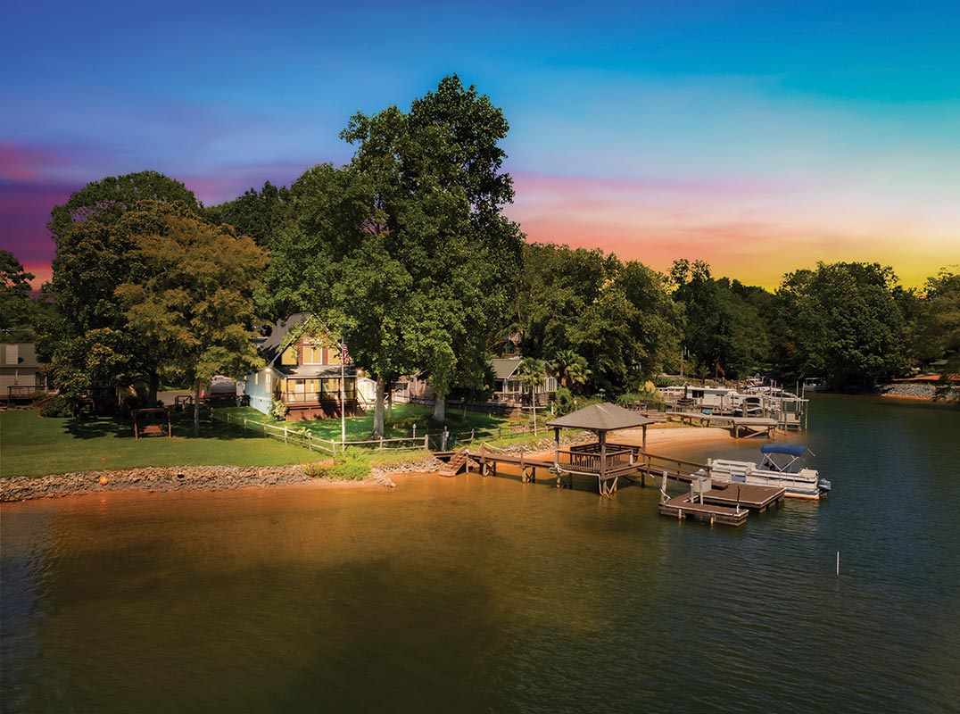 Lake Norman Waterfront Cottage